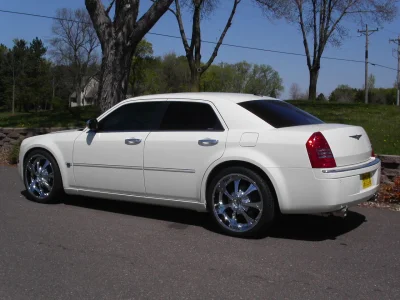 DODGE CRYSLER CARS - Image 24 of 177