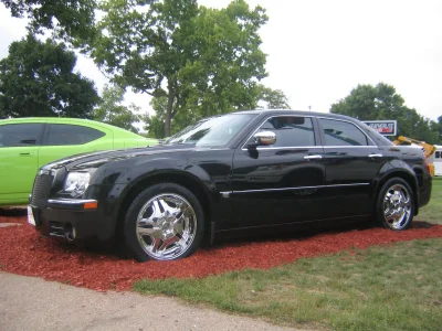 DODGE CRYSLER CARS - Image 32 of 177