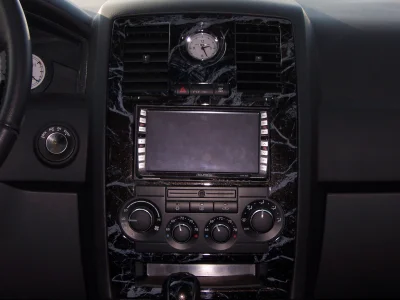 DODGE CRYSLER CARS - Image 5 of 177