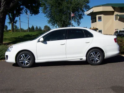 VW CARS - Image 6 of 12