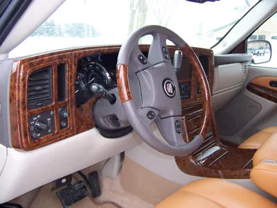 CADILLAC - Image 12 of 74