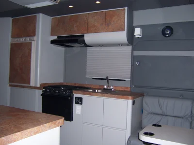 INTERIORS - Image 12 of 36