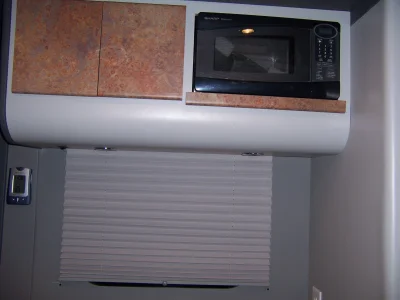 INTERIORS - Image 25 of 36