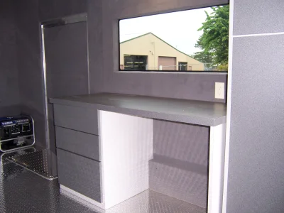 SWAT TRUCK - Image 5 of 6