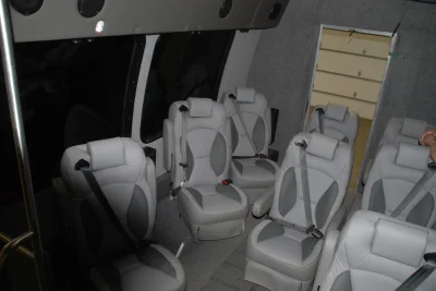 MINI BUS - Image 7 of 17