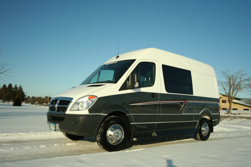 WEEKEND CAMPER by Waldoch Crafts