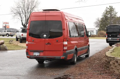 RED - Image 10 of 27