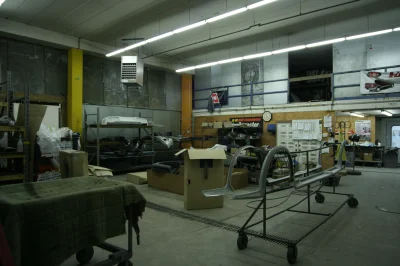 PAINT SHOP - Image 12 of 13