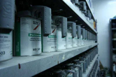 PAINT SHOP - Image 4 of 13