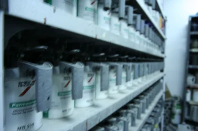 PAINT SHOP - Image 5 of 13