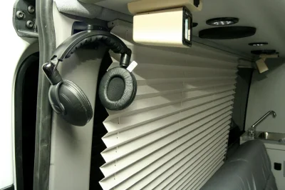 WHITE - Image 115 of 129