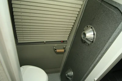 WHITE - Image 23 of 129