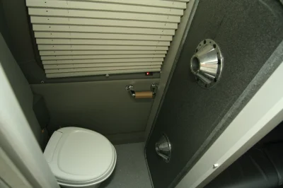 WHITE - Image 24 of 129