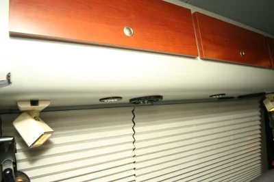 WHITE - Image 42 of 129