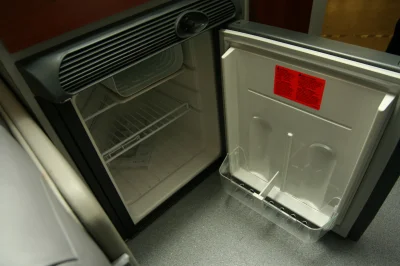 WHITE - Image 43 of 129