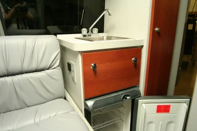 WHITE - Image 44 of 129