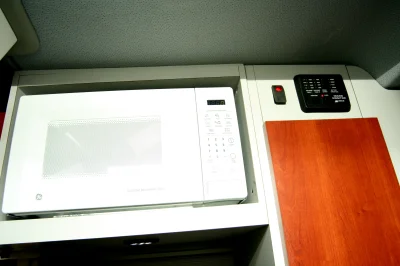 WHITE - Image 47 of 129