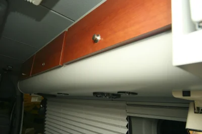 WHITE - Image 51 of 129