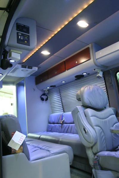 WHITE - Image 66 of 129