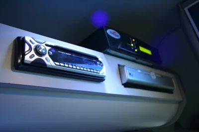 WHITE - Image 70 of 129