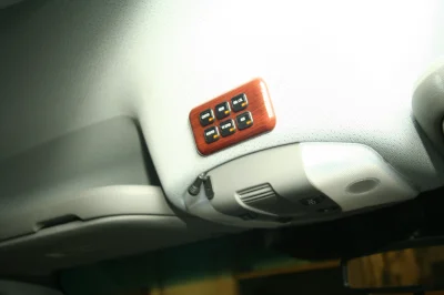 WHITE - Image 76 of 129