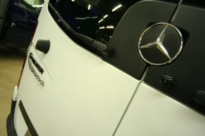 WHITE - Image 88 of 129