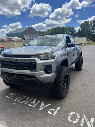 2026 CHEVY COLORADO - RAMPAGE PACKAGE  - STERLING GRAY (GXD) - 2026 CHEVY COLORADO RAMPAGE - Image 3 of 15