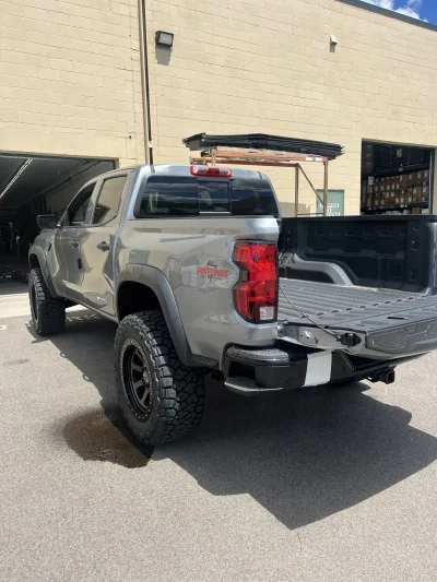 2026 CHEVY COLORADO - RAMPAGE PACKAGE  - STERLING GRAY (GXD) - 2026 CHEVY COLORADO RAMPAGE - Image 10 of 15
