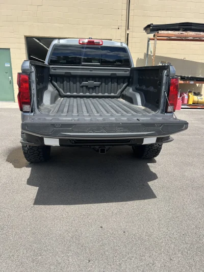 2026 CHEVY COLORADO - RAMPAGE PACKAGE  - STERLING GRAY (GXD) - 2026 CHEVY COLORADO RAMPAGE - Image 11 of 15