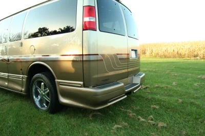 TAN TWO TONE SWB LT - 2020 CHEVY  GALAXY - Image 16 of 22