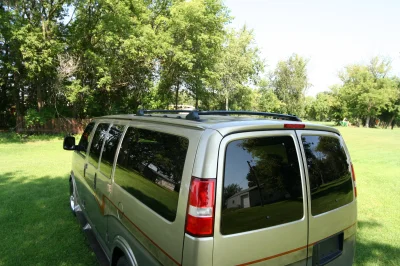 TAN TWO TONE SWB LT - 2020 CHEVY  GALAXY - Image 9 of 22