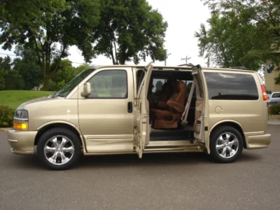 GOLD SWB LT - 2020 CHEVY  GALAXY - Image 4 of 8