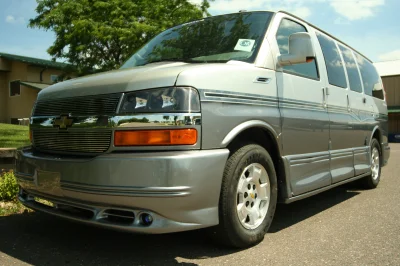 SILVER TWO TONE SWB LT - 2020 CHEVY  GALAXY - Image 15 of 22