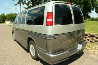 SILVER TWO TONE SWB LT - 2020 CHEVY  GALAXY - Image 9 of 22