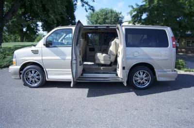 TAN SWB LT - 2020 CHEVY  GALAXY - Image 4 of 5