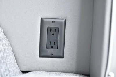 WHITE - 2020 CHEVY  GALAXY - Image 15 of 18