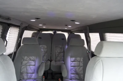 BLACK LWB LT - 2020 CHEVY  SHUTTLE - Image 3 of 7