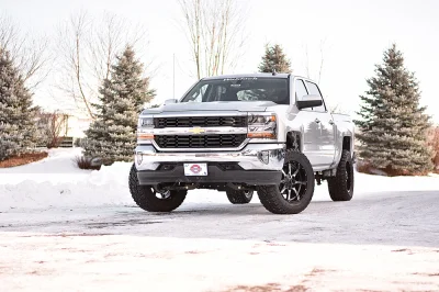SILVER 1 - 2019 CHEVY SILVERADO 1500 LIFT - Image 3 of 10