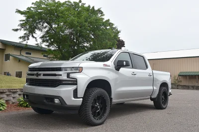 SILVER 1 - 2020 CHEVY SILVERADO 1500 LEVEL - Image 1 of 8
