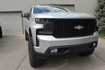 SILVER 2 - 2020 CHEVY SILVERADO 1500 LEVEL - Image 6 of 9