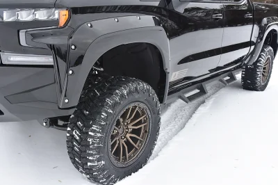 BLACK AND GOLD 1 - 2020 CHEVY SILVERADO 1500 LIFT - Image 11 of 18