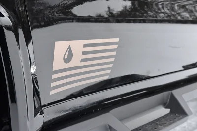 BLACK AND GOLD 1 - 2020 CHEVY SILVERADO 1500 LIFT - Image 12 of 18