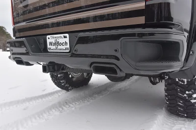 BLACK AND GOLD 1 - 2020 CHEVY SILVERADO 1500 LIFT - Image 16 of 18