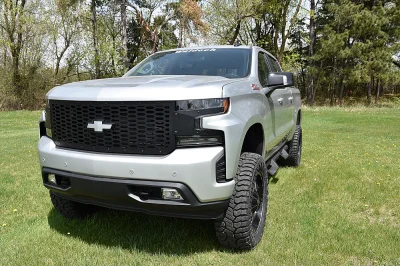 SILVER ICE 2 - 2020 CHEVY SILVERADO 1500 LIFT - Image 10 of 18