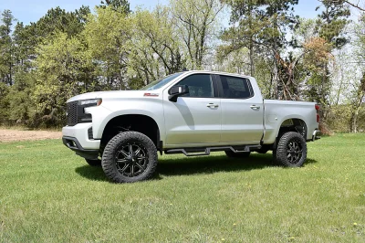SILVER ICE 2 - 2020 CHEVY SILVERADO 1500 LIFT - Image 12 of 18
