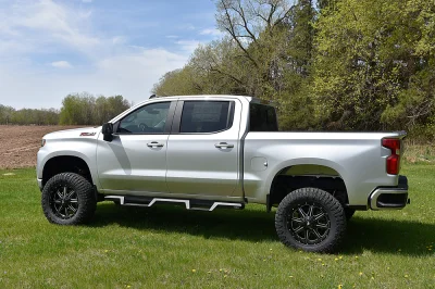 SILVER ICE 2 - 2020 CHEVY SILVERADO 1500 LIFT - Image 13 of 18