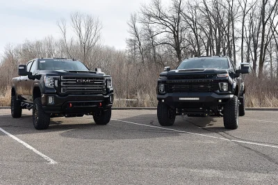 BLACK AND GOLD 2 - 2020 CHEVY SILVERADO 1500 LIFT - Image 4 of 24