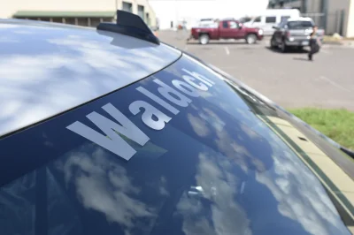 2022 CHEVY 1500 LEVEL PACKAGE CREWCAB SHORT BOX 5.3L BUILT BY WALDOCH - 2022 CHEVY SILVERADO 1500 LEVEL - Image 6 of 13