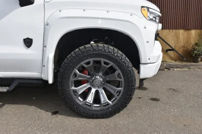 2023 CHEVY M80X EDITION BY WALDOCH WHITE - CUSTOM CHEV TRUCK - 2023 CHEVY SILVERADO 1500 M80X - Image 10 of 13