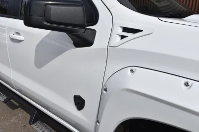 2023 CHEVY M80X EDITION BY WALDOCH WHITE - CUSTOM CHEV TRUCK - 2023 CHEVY SILVERADO 1500 M80X - Image 12 of 13